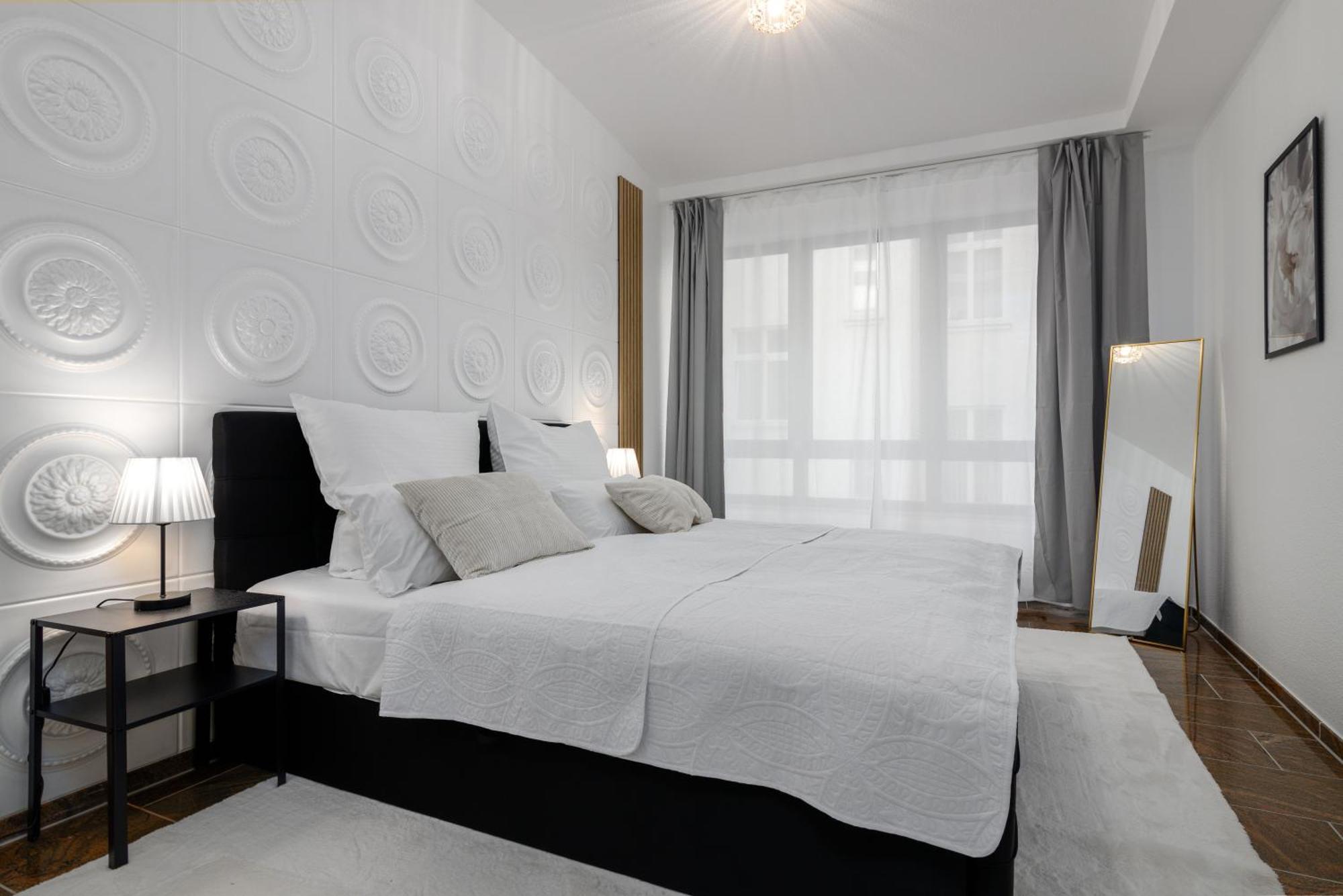 Highlife Apartment One Wiesbaden Wilhelmstrasse Ngoại thất bức ảnh